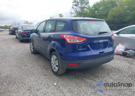 2016 Ford Escape S z USA, uszkodzony, nr VIN 1FMCU0F77GUB97852